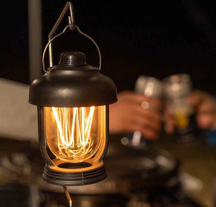 د کیمپینګ رڼا